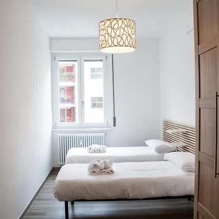 Porta Vittoria Per 4 Persone * מילאנו