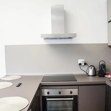 Porta Vittoria Per 4 Persone