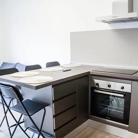 Porta Vittoria Per 4 Persone *