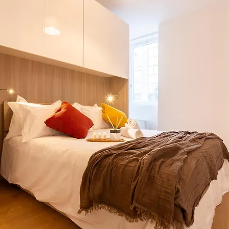 Apartment Sforza#13 - Con Terrazza, Vicino Istituto Ieo *