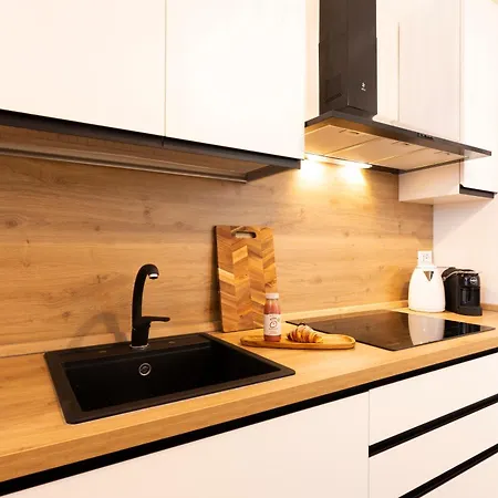 Sforza#13 - Con Parcheggio Gratis E Terrazza, Vicino Istituto Ieo Apartamento *