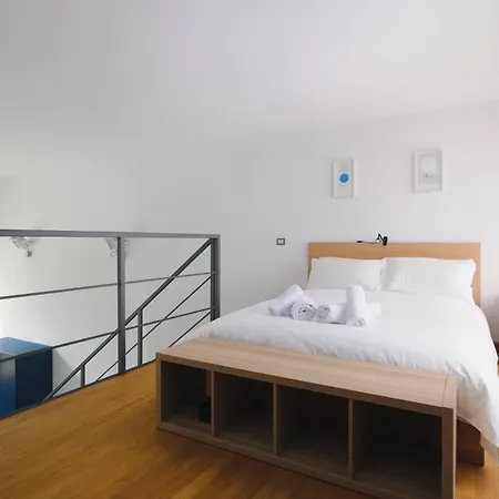 Apartment Scaldasole Loft Design 15 Min Dal Duomo