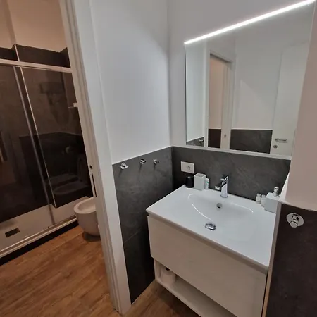 Reali Bonaccini ミラノ