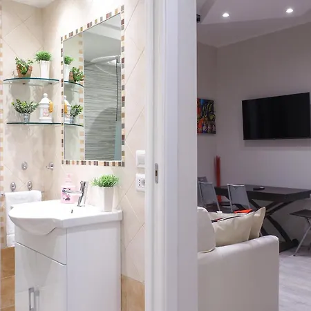 Apartment Delizioso Tra Navigli E Mm Sant'agostino