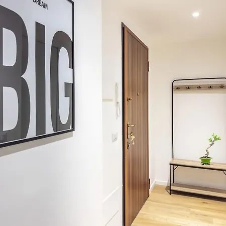 10 Min To Rho Fiera-sansiro - Wifi - Ac - Netflix Apartment Milan