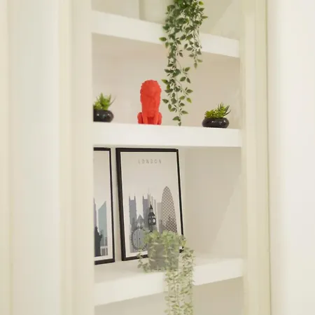 Macchi Charming By 101flats *