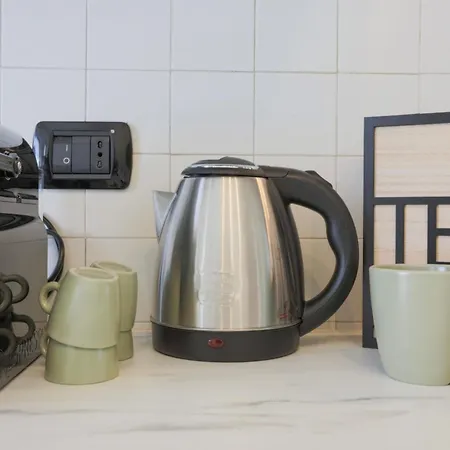 Urban Elegance Station W/private Garage *