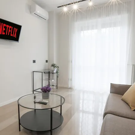 New Modern Flat 10 Minutes Walk From Station Apartman Milánó