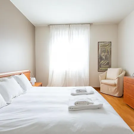Piola Elegant And Stylish Flat For 4 Appartement