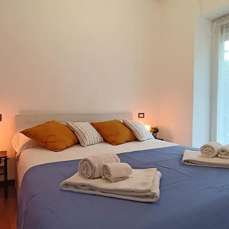 Sahi - Via Dei Ciclamini Mm1 Primaticcio, Stadio San Siro, Ospedale San Carlo *