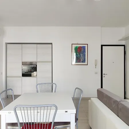 Apartamento Modern Flat - Via Crimea Milán