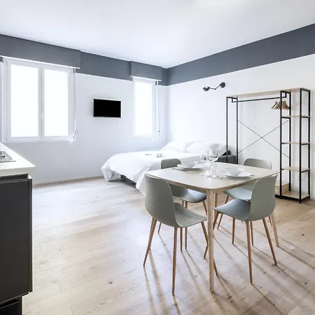 Easylife - - Kramer 13 C - Risorgimento ミラノ