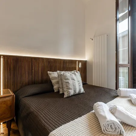 Luxury Design Apt, Comfy W/ A/c, Wifi & Netflix Apartmán Milán