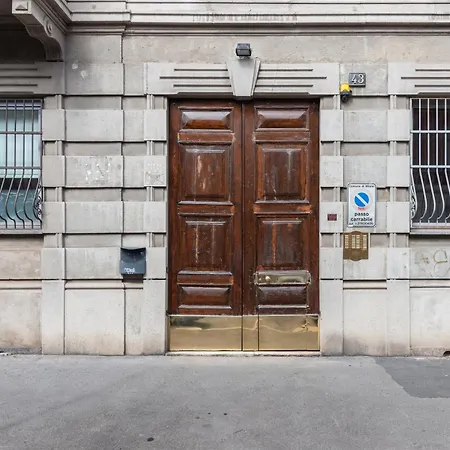 Bilocale In Ottima Posizione: Tra E Lima Milano