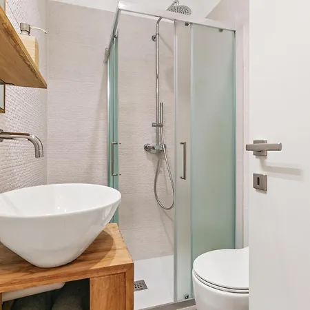 Tortona-navigli Luxury Desing District Wifi E Neflix 아파트