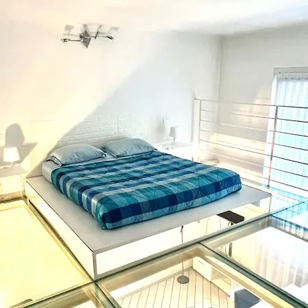 Feriehus Glass Loft Milano