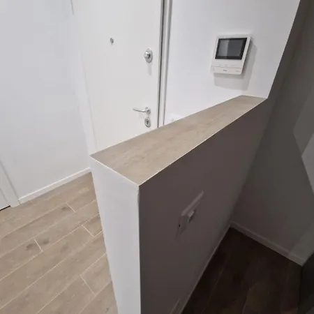 Imhome - Largo Gemito Apartman *