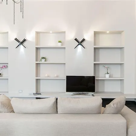 Apartment Royal Magenta & Luxury Milan