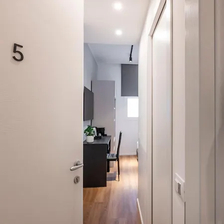 Guest house Bnbutler - Inbrera - Giulianova, 1 3*