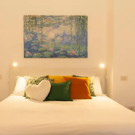 Urban Retreat - Isola District Daire *