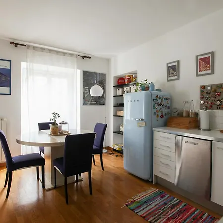 Charme In Brera, 1 Bdrm Daire *