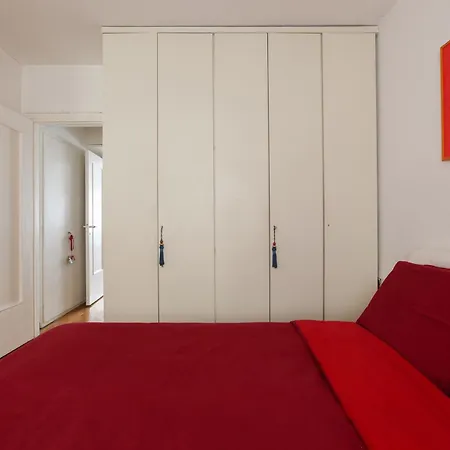 Daire Charme In Brera, 1 Bdrm *