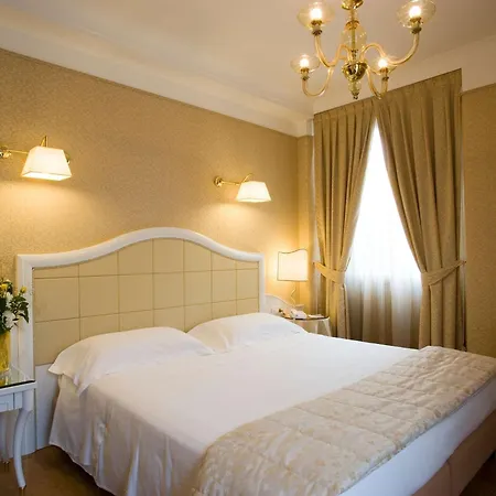 Mercure Centro 米兰