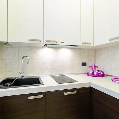 Appartement Design - Bezzi 79 Milaan