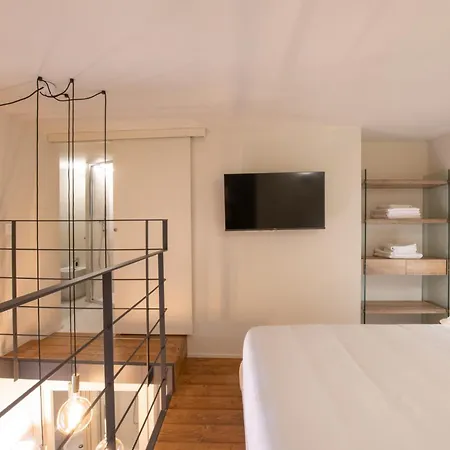 Via Cerva Luxury Milan