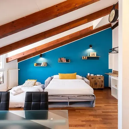 10 Minuti Metro Stazione - Attico Moderno Apartment Milan
