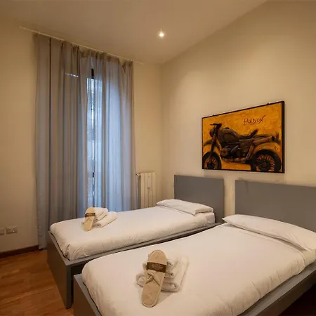 First Moon-emme Loft Milan