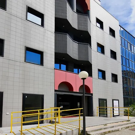 Apartamento [fond. Prada-ieo] Elegante Con Milán