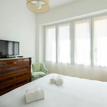 Moderno Bilocale In Zona Monumentale Appartement