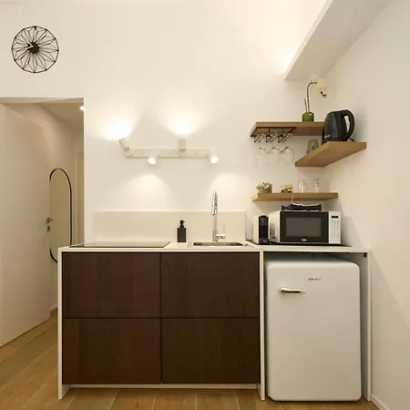 Duomo 10 Min - Cozy With Netflix & Wifi Appartement *