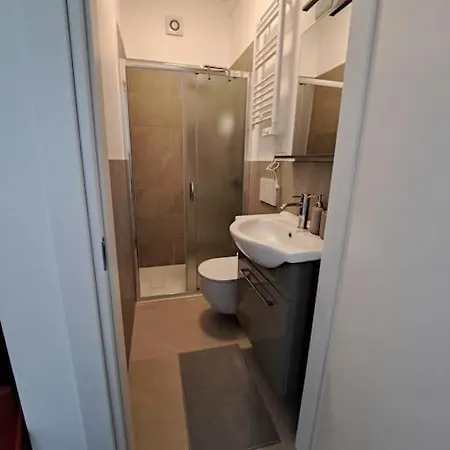 Domusmi Chiesa Rossa Apartment