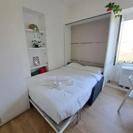 Domusmi Chiesa Rossa Apartment