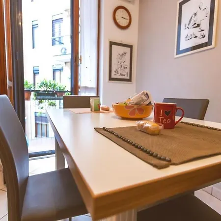 Ampia Oasi A Porta Venezia: Casa In Centro * ميلان