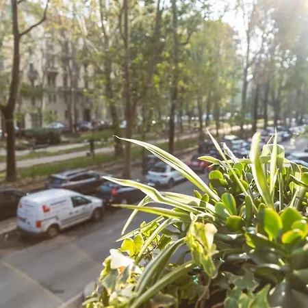 Ampia Oasi A Porta Venezia: Casa In Centro * ميلان