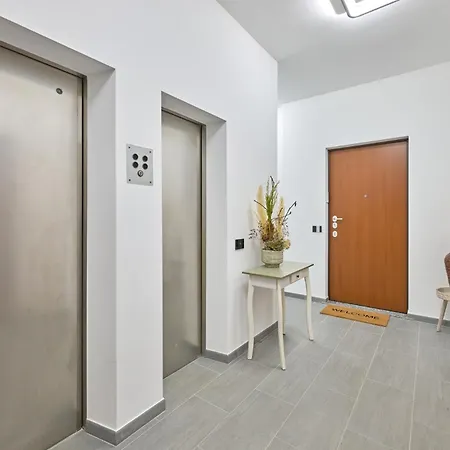 Apartment Ecoloft In Corso Como Con Parcheggio Milan