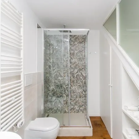 Vivimihome - Alexander Appartement