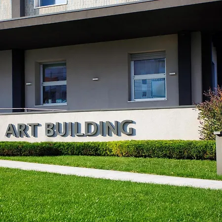 Art Building Palestra Inclusa E Parcheggio