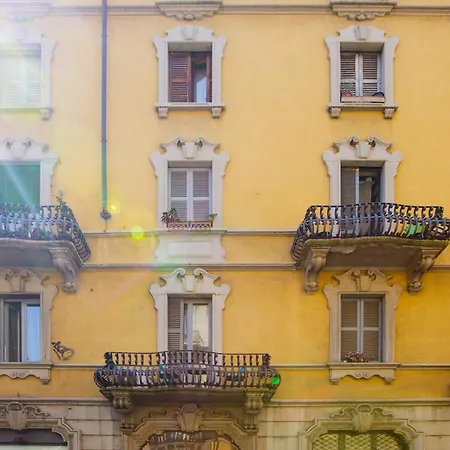 Silenziosa Casa Di Ringhiera - Porta Venezia *
