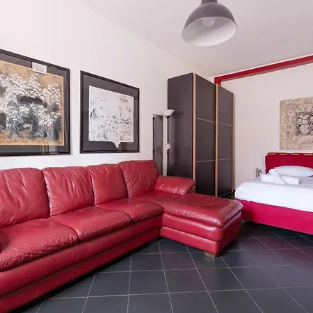 De Angeli M1 - Colorful With Balcony! *