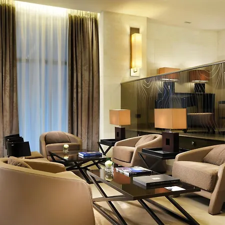 Hotell Uptown Palace