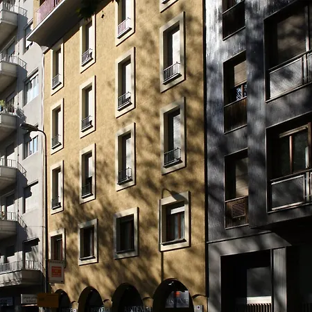 Lägenhetshotell Domus 4*