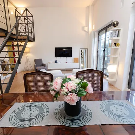 Daire Vivimihome Loft Su Due Livelli Con Terrazzo Milano