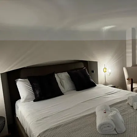 Regina In Verona - Sky Tv, Wifi E Breakfast Box 米兰