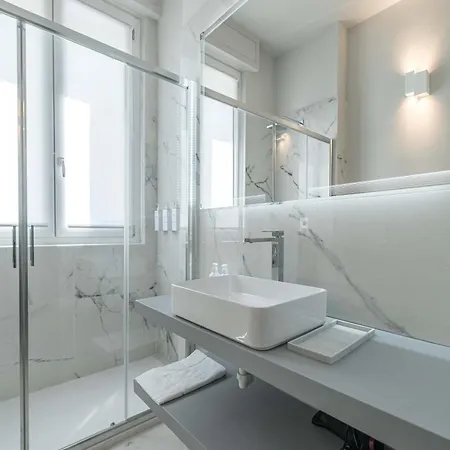 Moscova Luxury New Milan