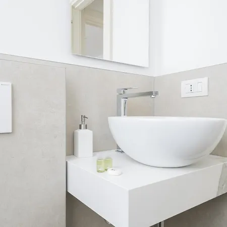 Apartment Easylife - Stupendo Duplex In Zona Cadorna/duomo