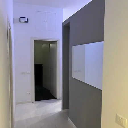 - Space 18 Apartment *